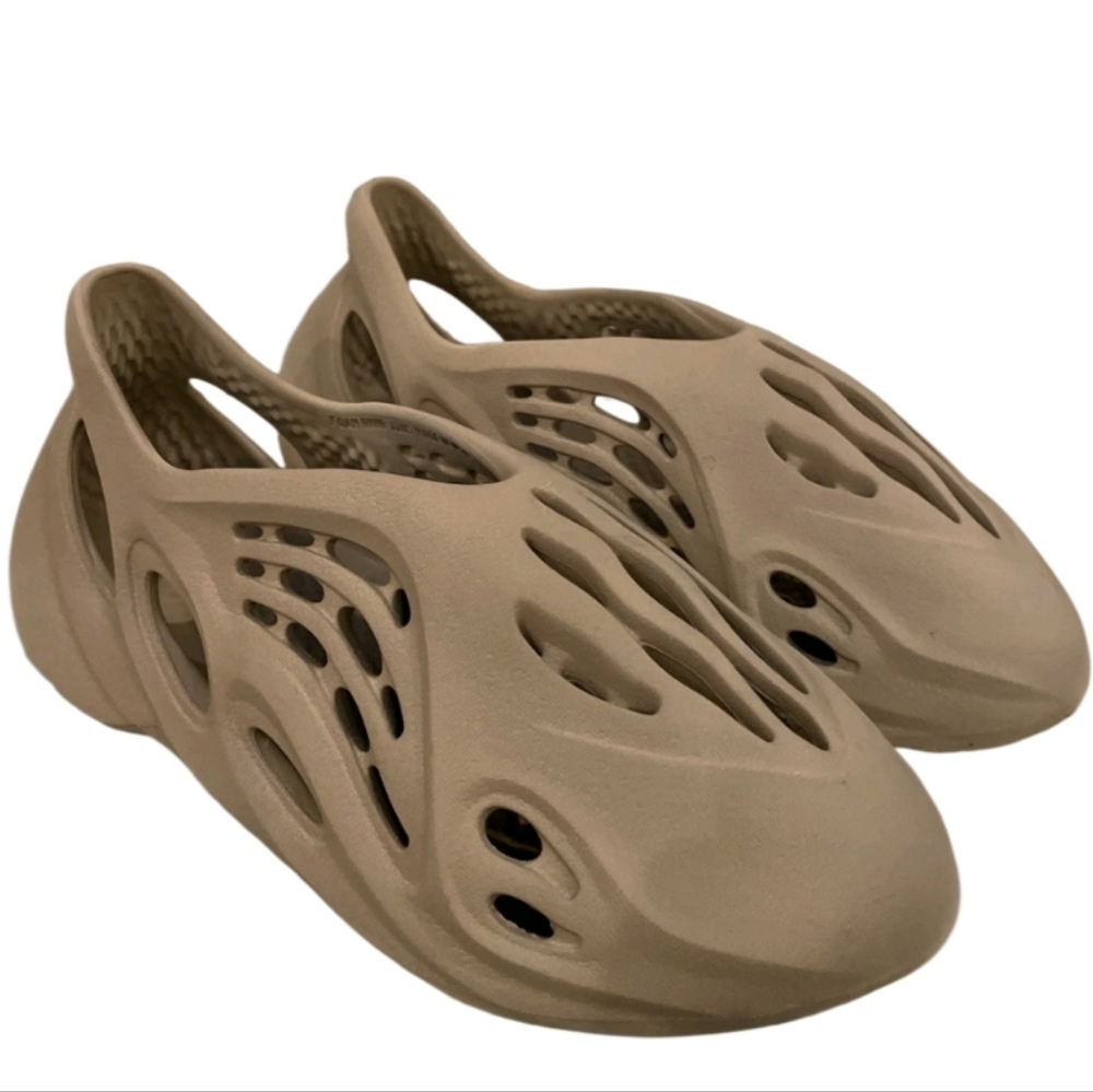 YEEZY ADIDAS Foam Runner Slip‐On Shoes EUC